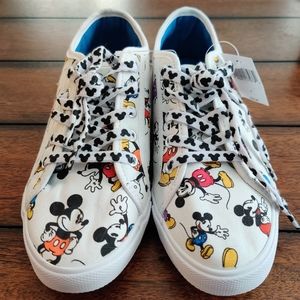 Mickey Mouse Sneakers brand new size 7